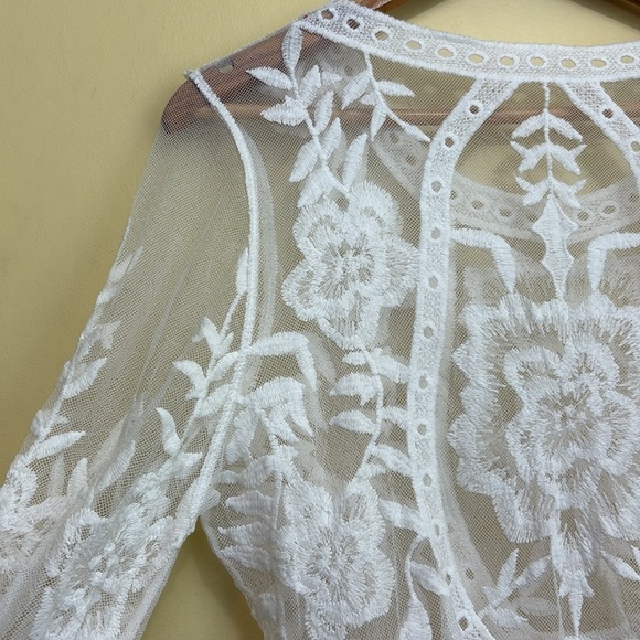 NWT Boutique White Crochet Lace Swimsuit Cover Up Sheer Beach Tunic Dress - Picture 15 of 17